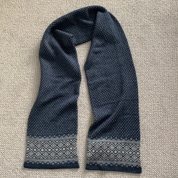 NWT Men’s J. Crew Winter Scarf - Picture 2 of 5